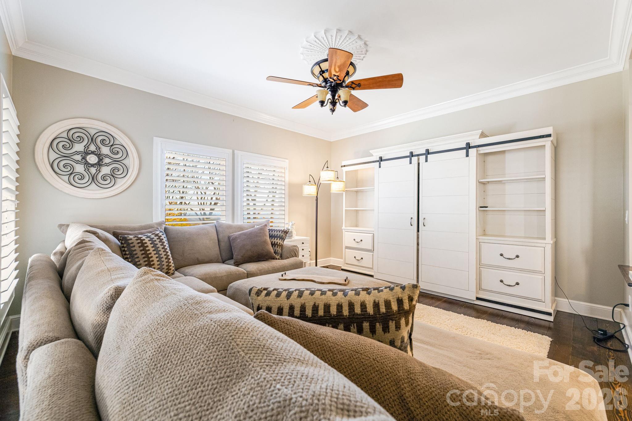 White Oak Mountain - Residential