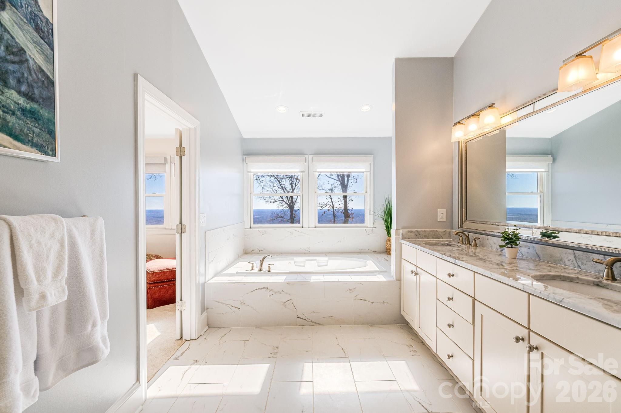 White Oak Mountain - Residential