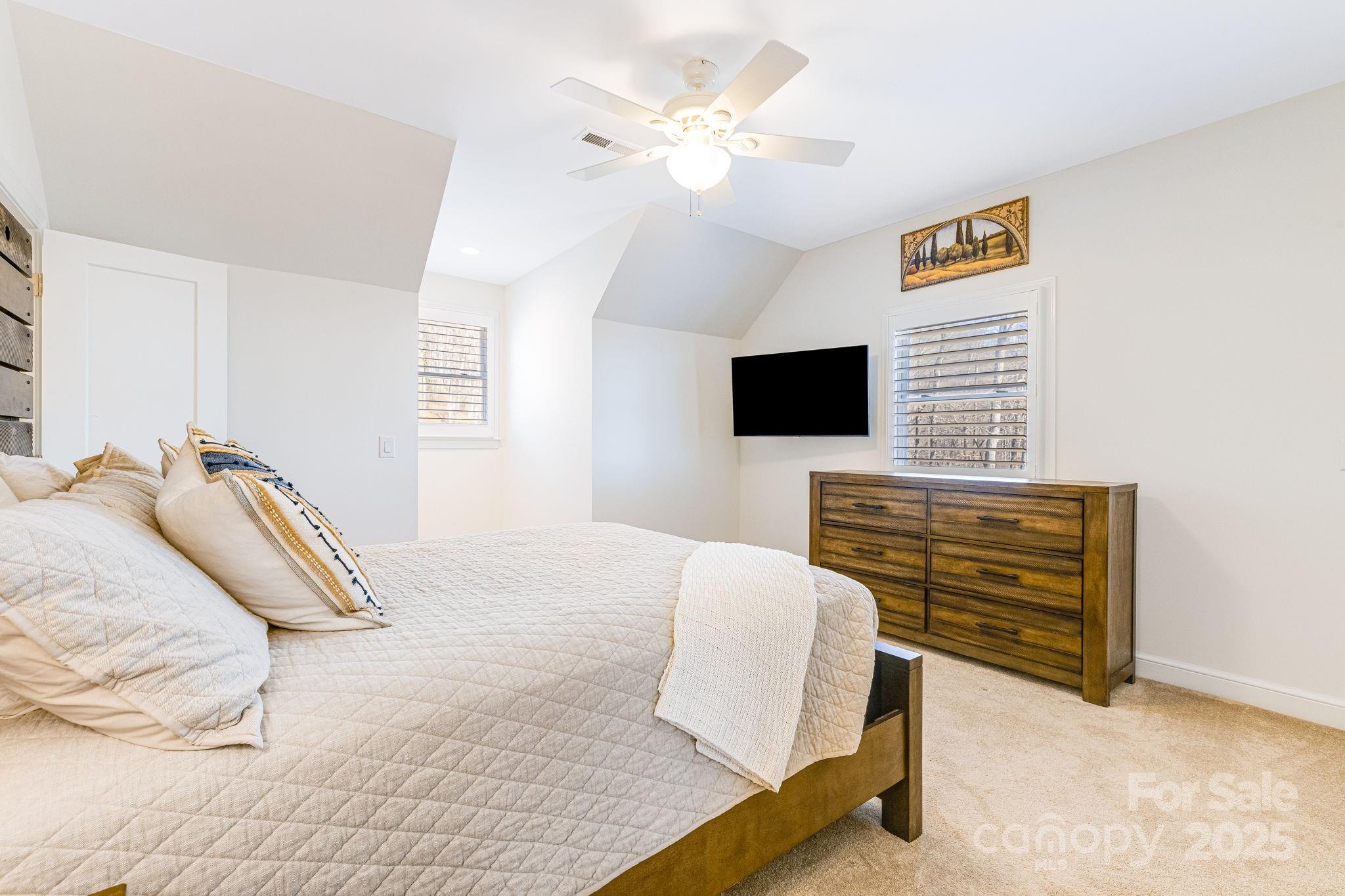 White Oak Mountain - Residential