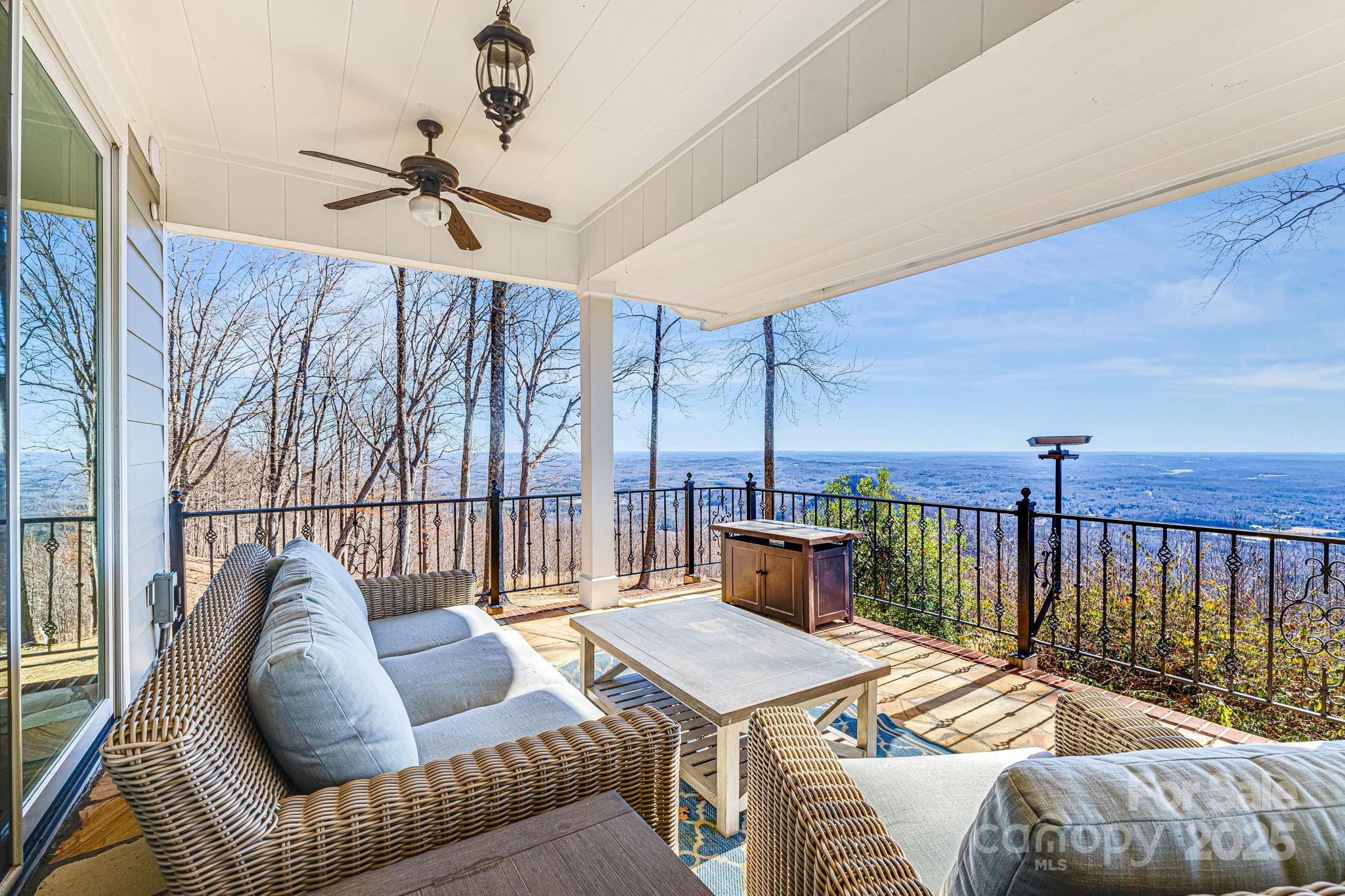 White Oak Mountain - Residential