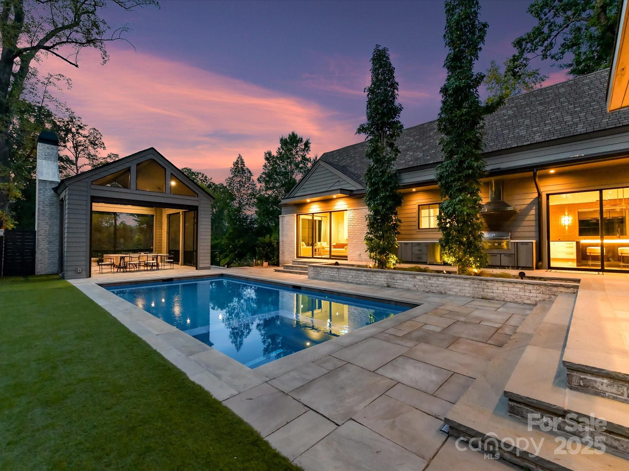 1840 Sharon Lane