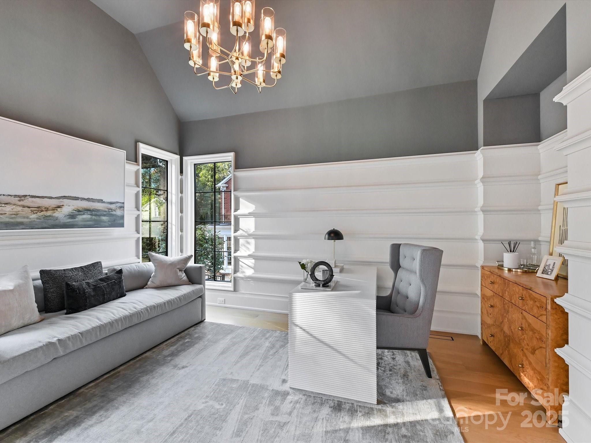 1840 Sharon Lane