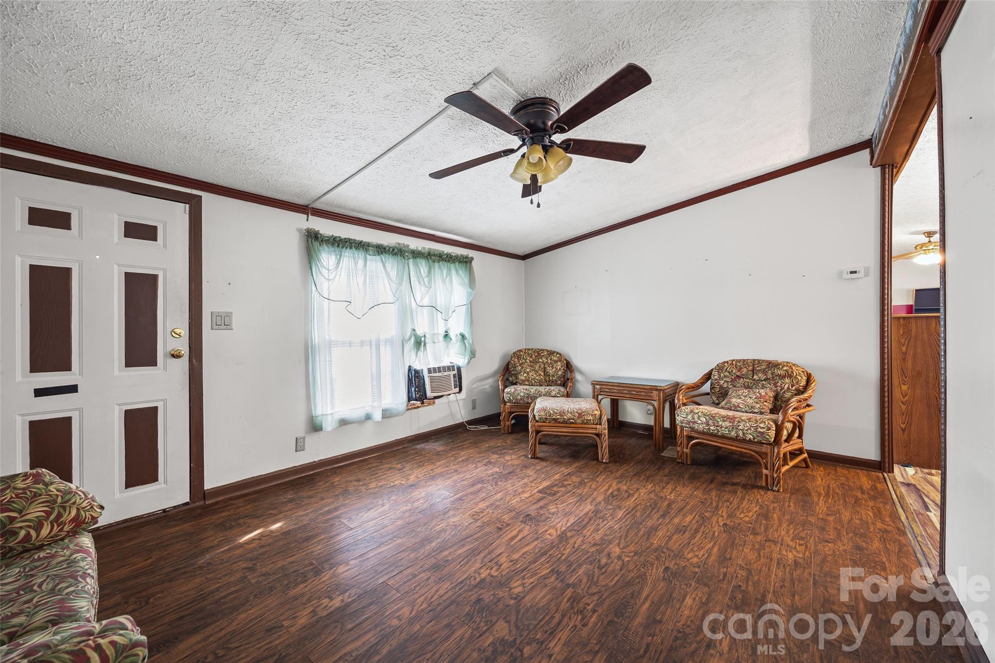 1145 Southwood Drive