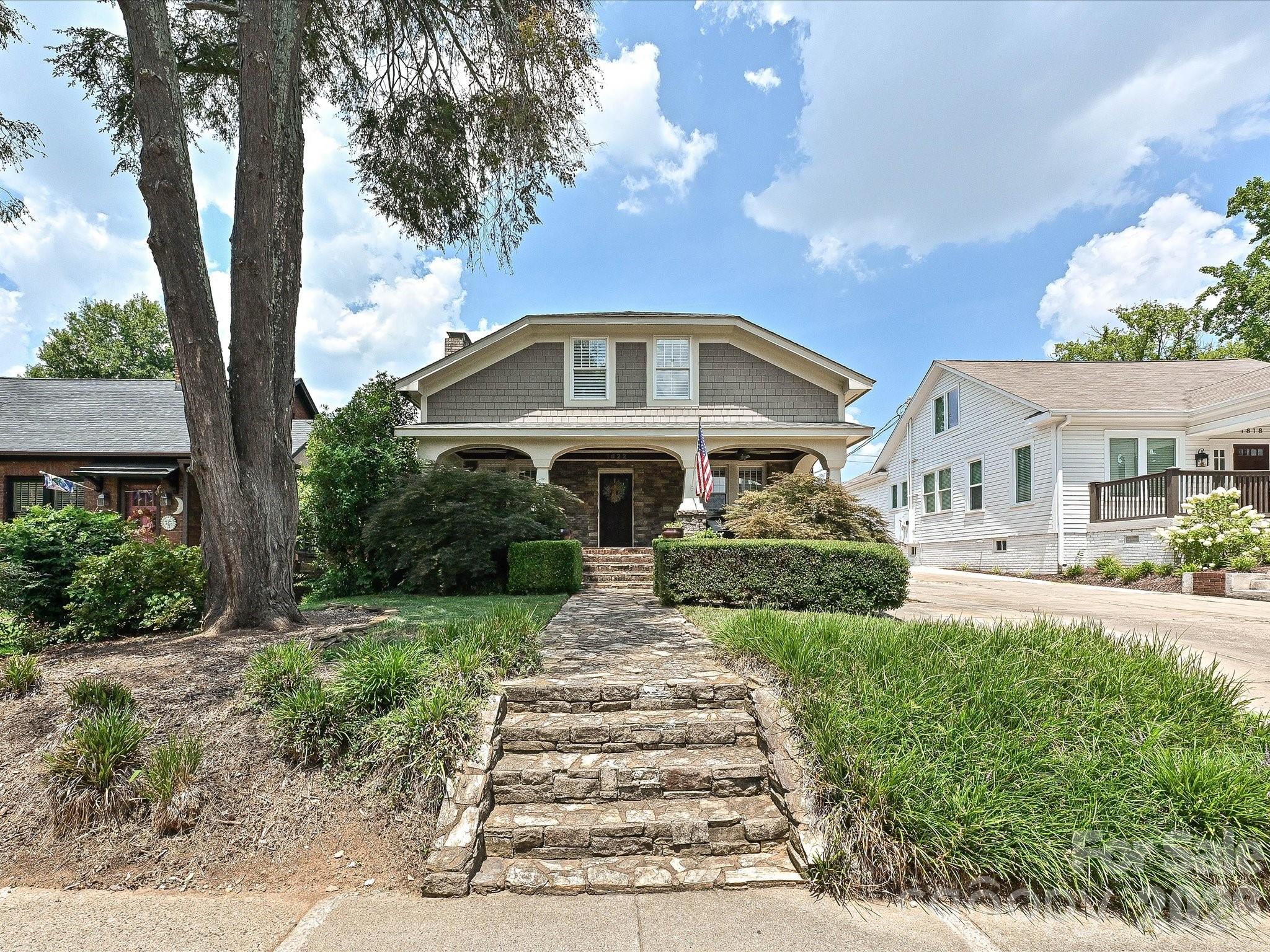 1822 Lombardy Circle