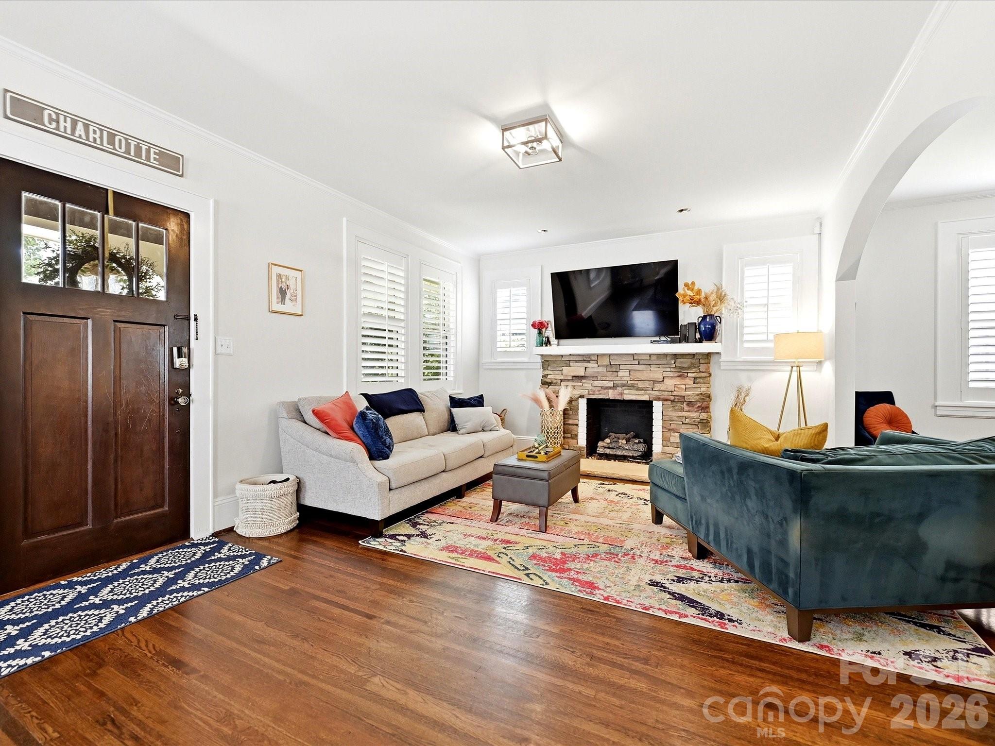 1822 Lombardy Circle