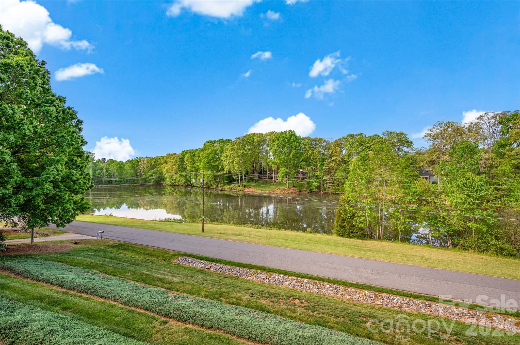 443 W Gleneagles Road