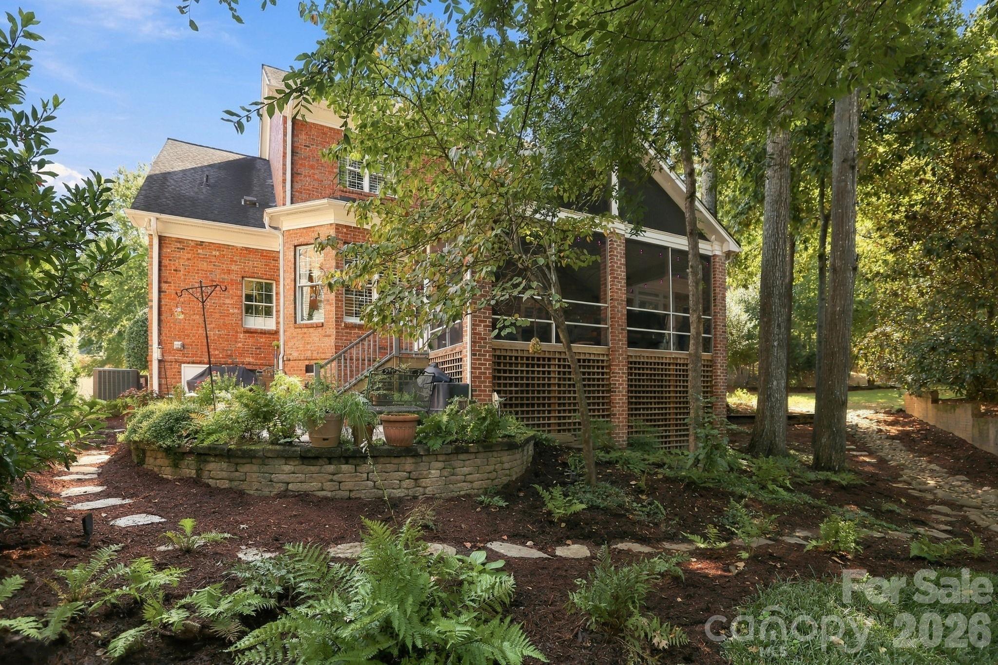 3716 Eastover Hills Court