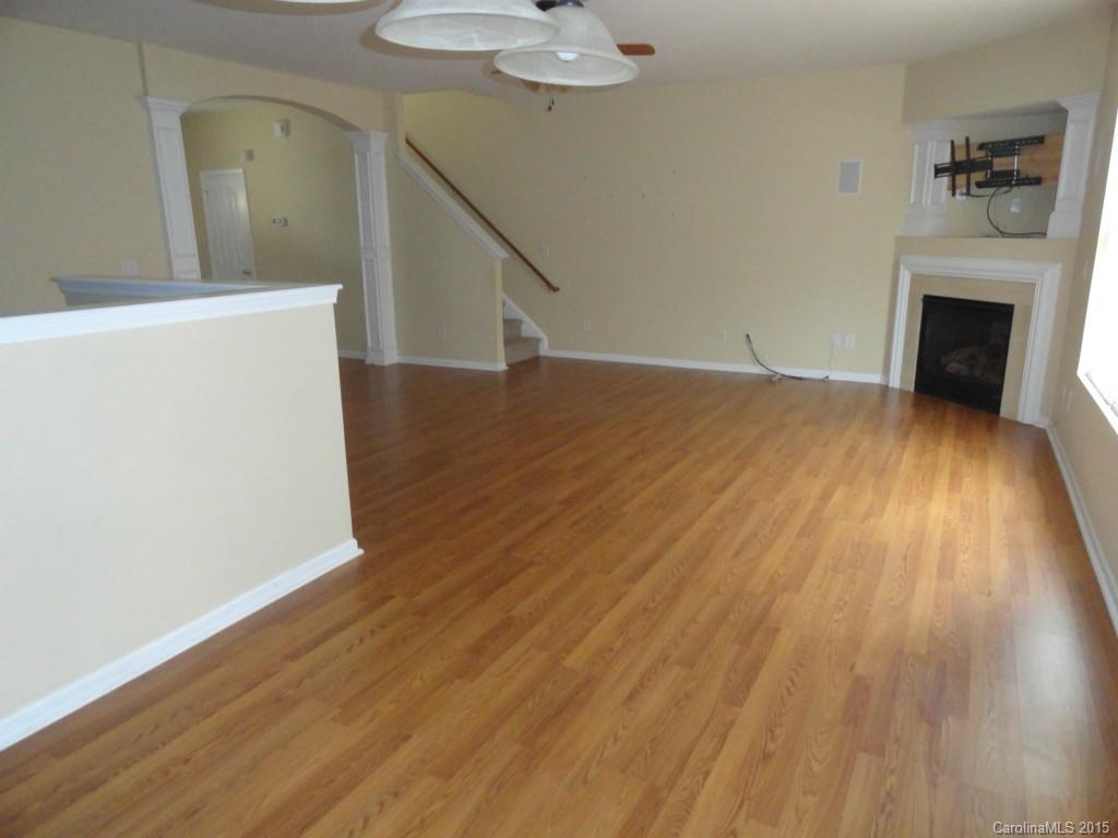 Pinebrook - Residential