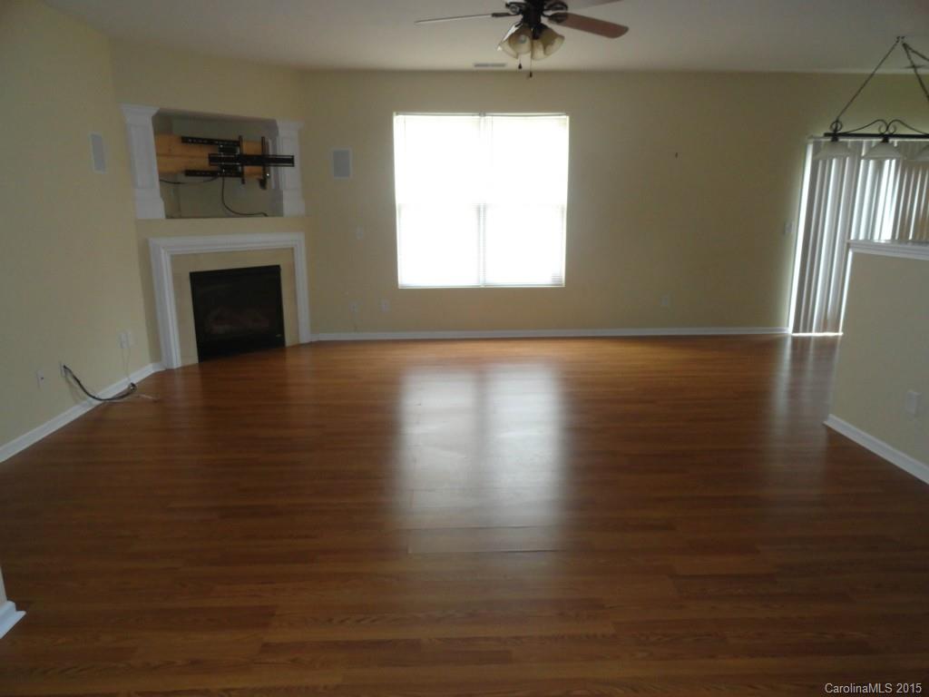 Pinebrook - Residential