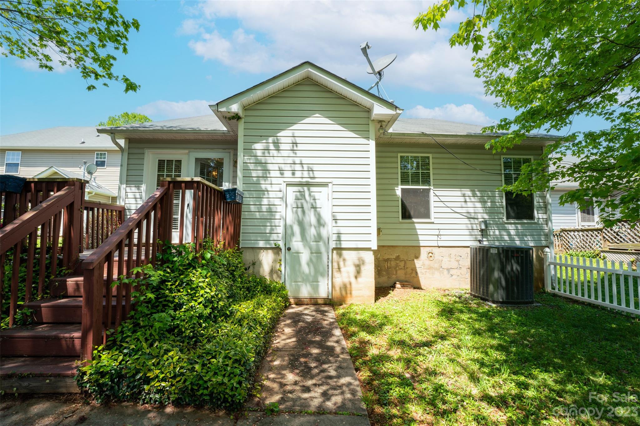 Crestdale Crossing - Residential