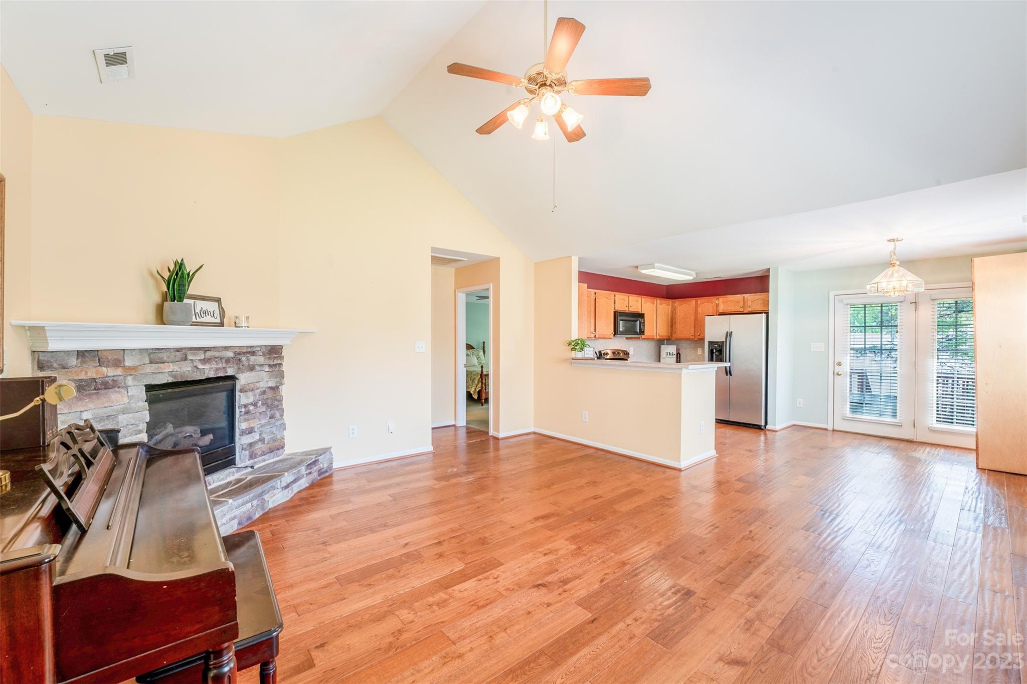 Crestdale Crossing - Residential