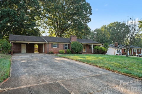 Photo of 1204 Fulton Drive, Statesville, NC 28677 (MLS # 4426164)