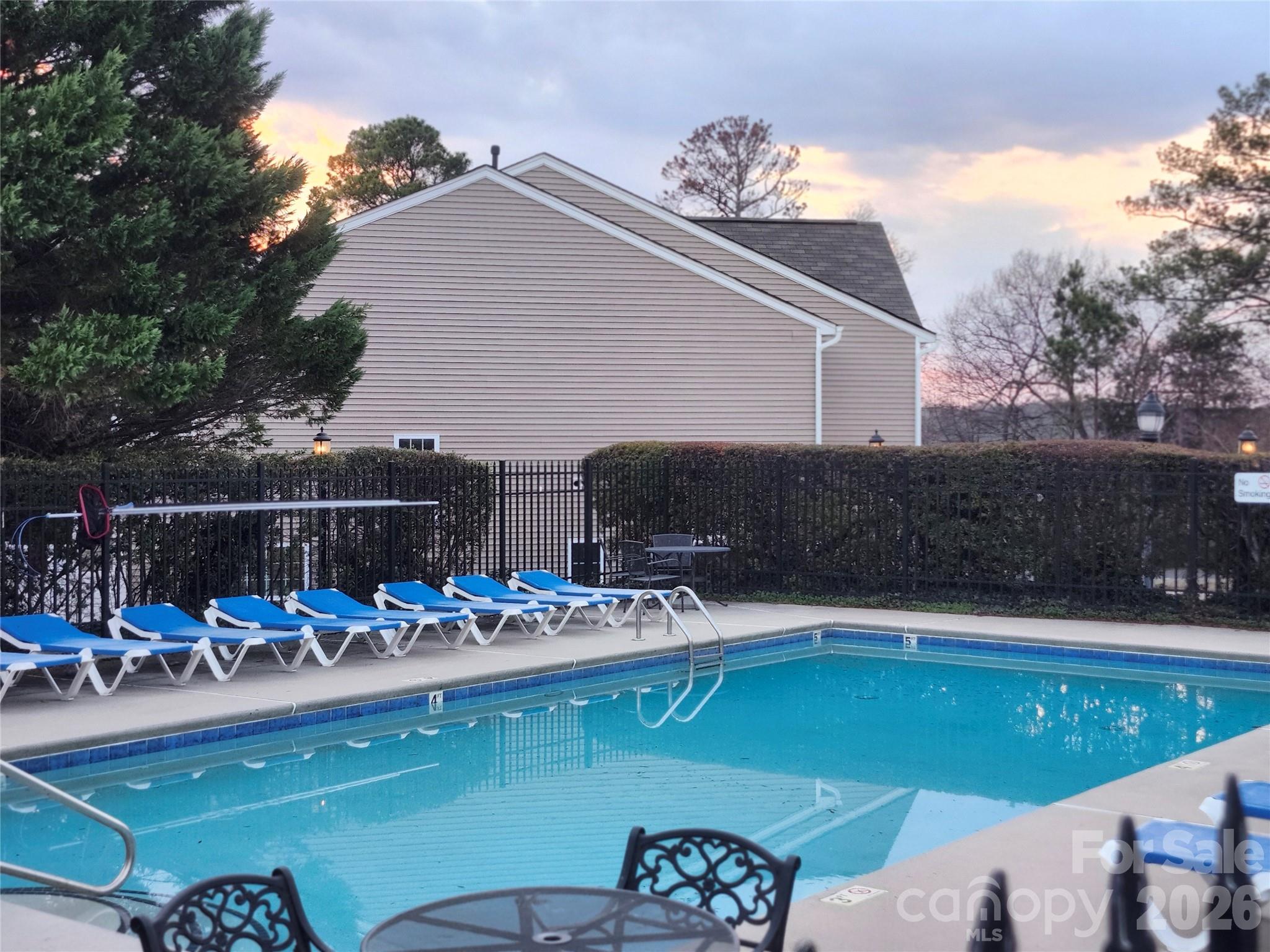 Adare Townhomes - Residential