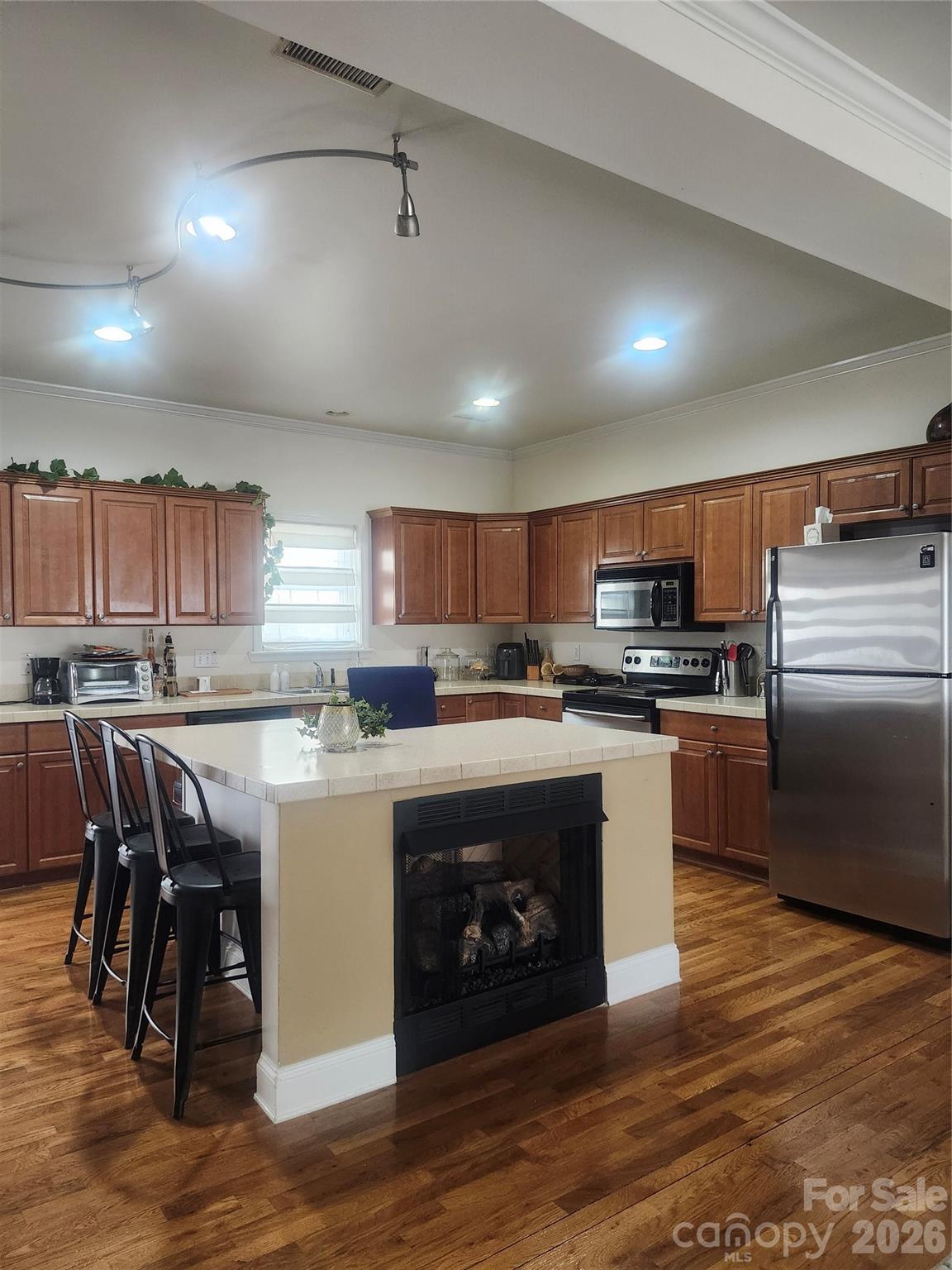 Adare Townhomes - Residential