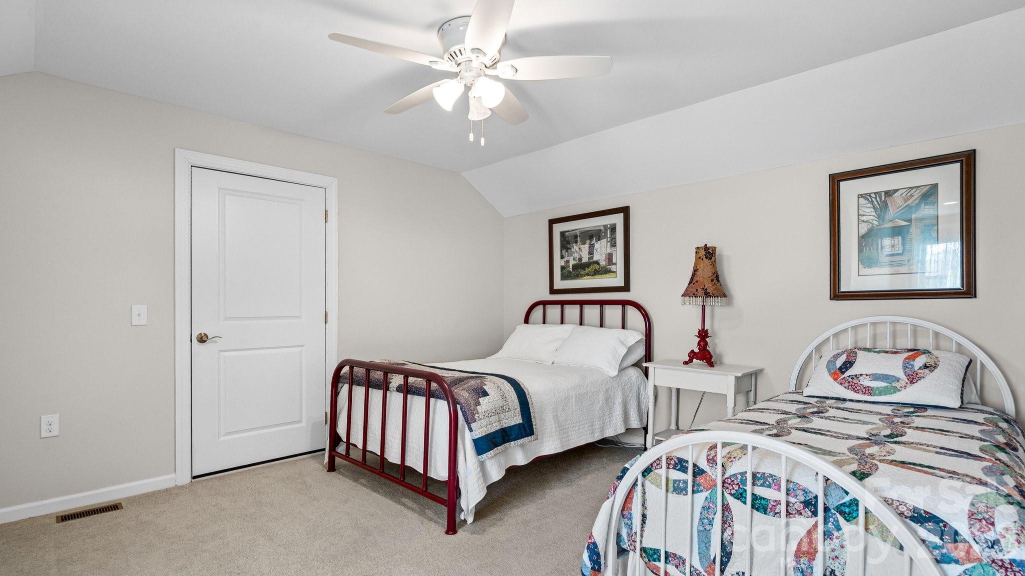 Azalea Glen - Residential