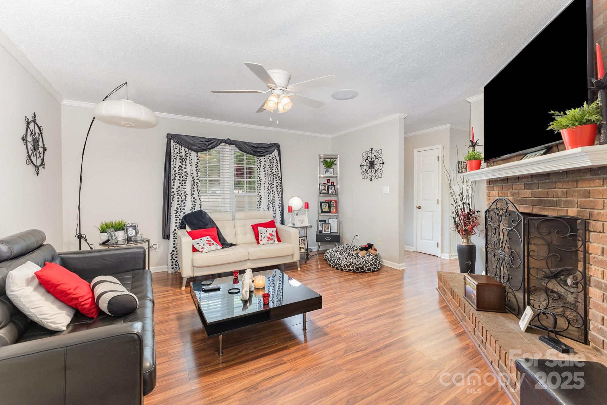 713 Hickory Hill Court