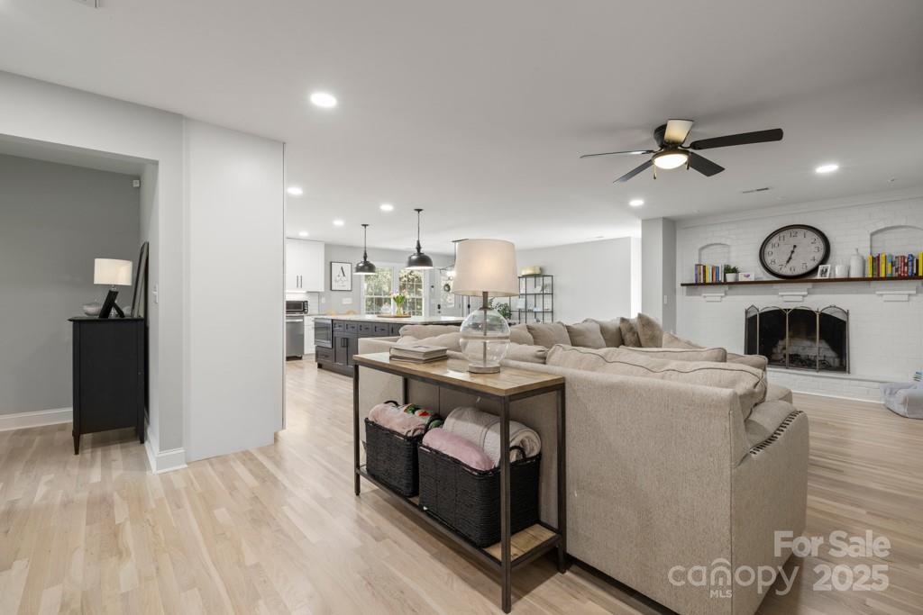 2816 Spring Valley Road