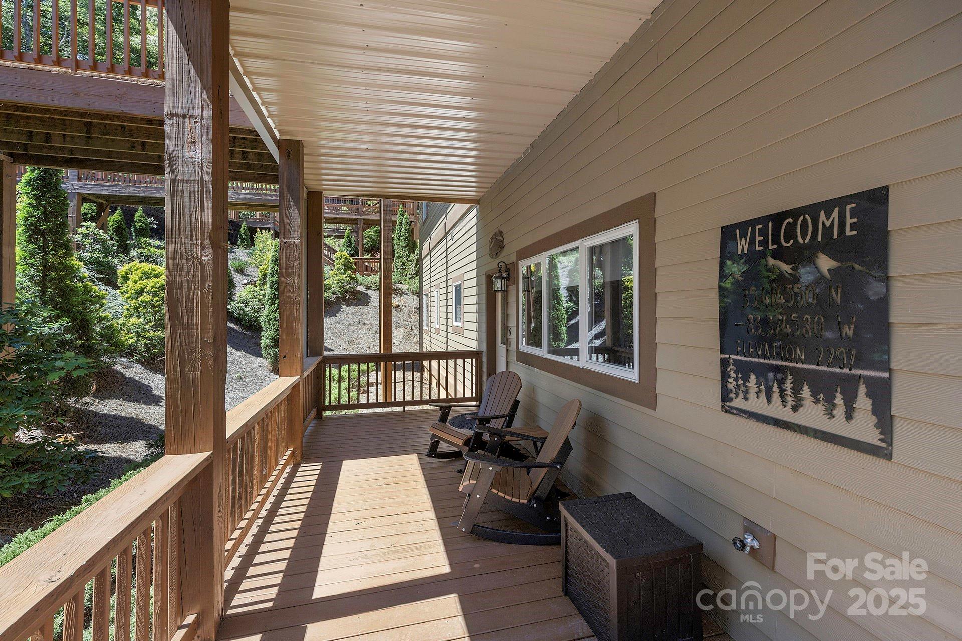 604 Sawgrass Drive 6