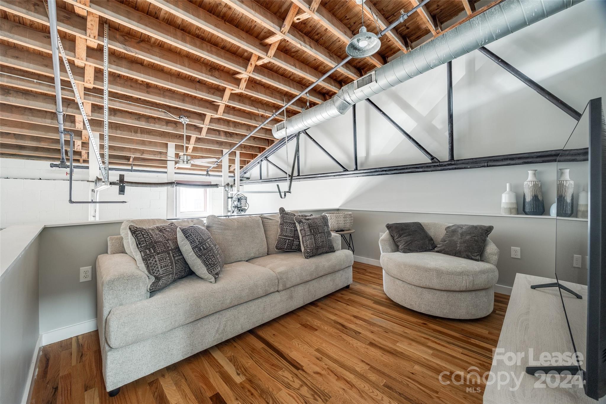 Royal Truss - Residential Lease