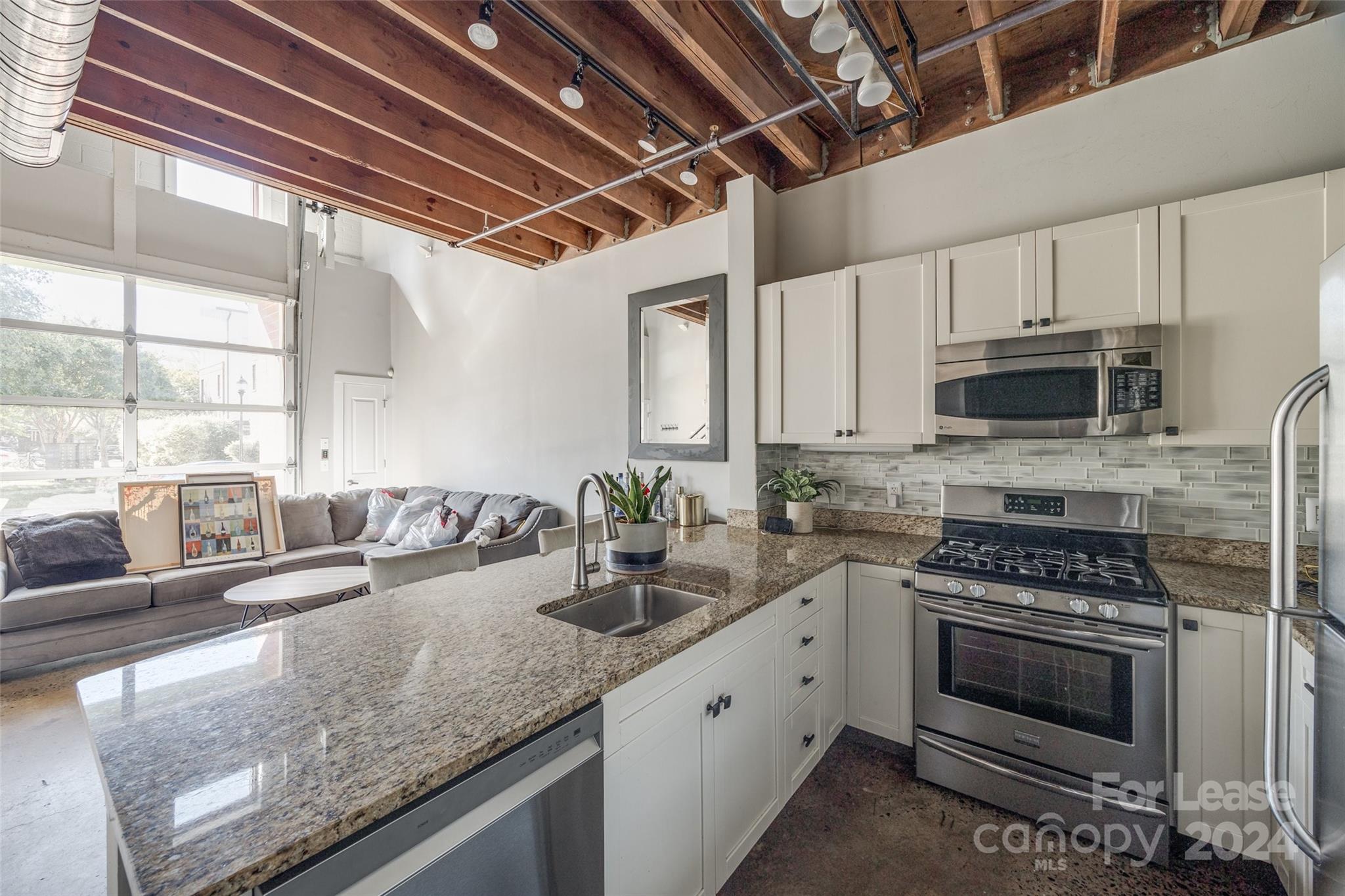 Royal Truss - Residential Lease