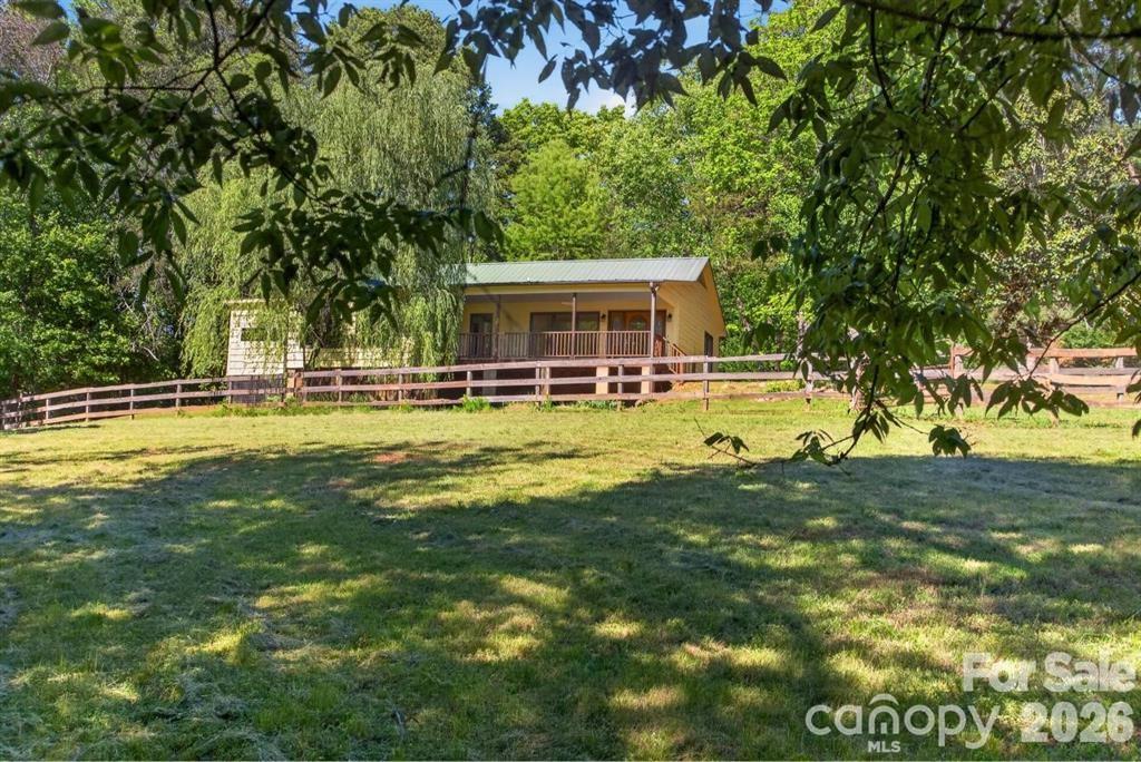 3205 Collinsville Road