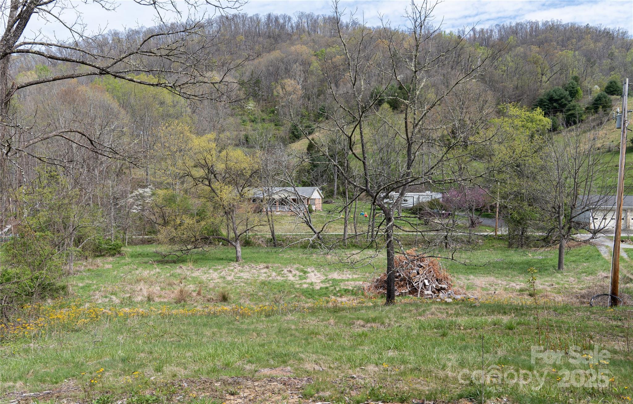 1408 Hamburg Road