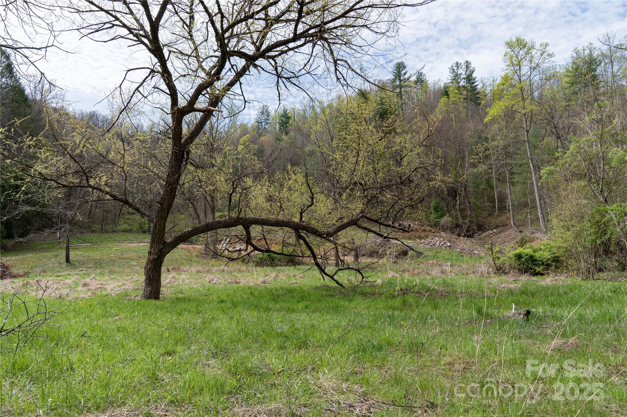 1408 Hamburg Road