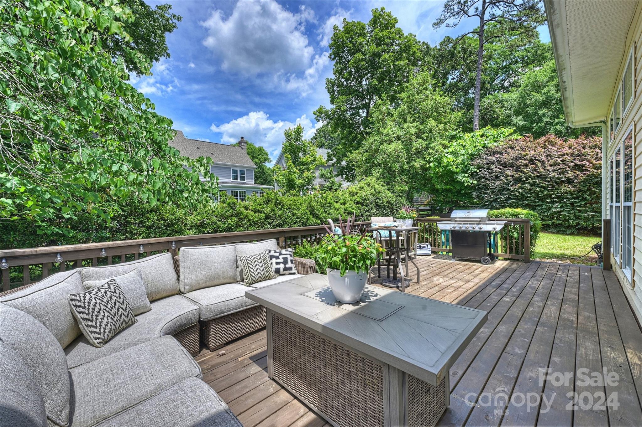 Thornhill - Residential