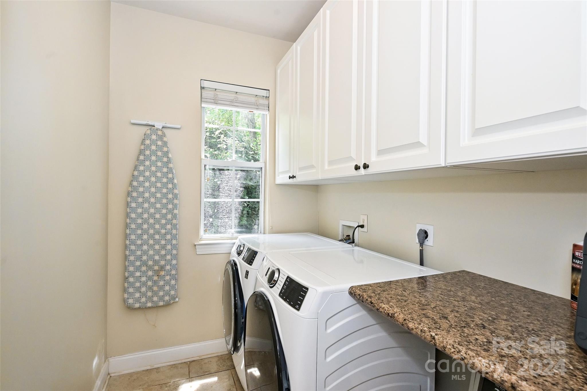 Thornhill - Residential