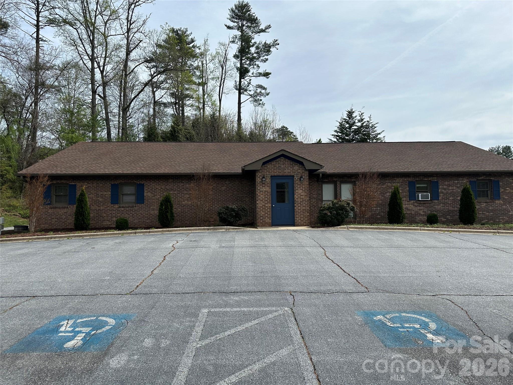 2920 Haywood Road
