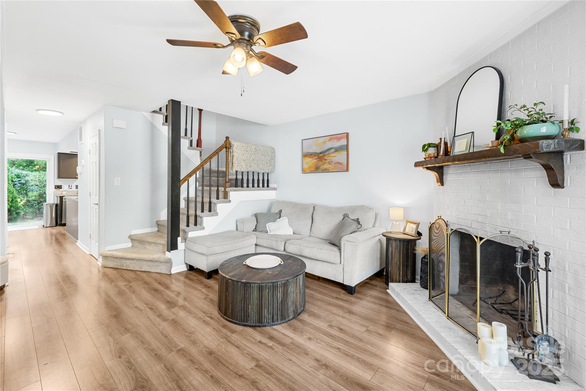 9214 N Vicksburg Park Court
