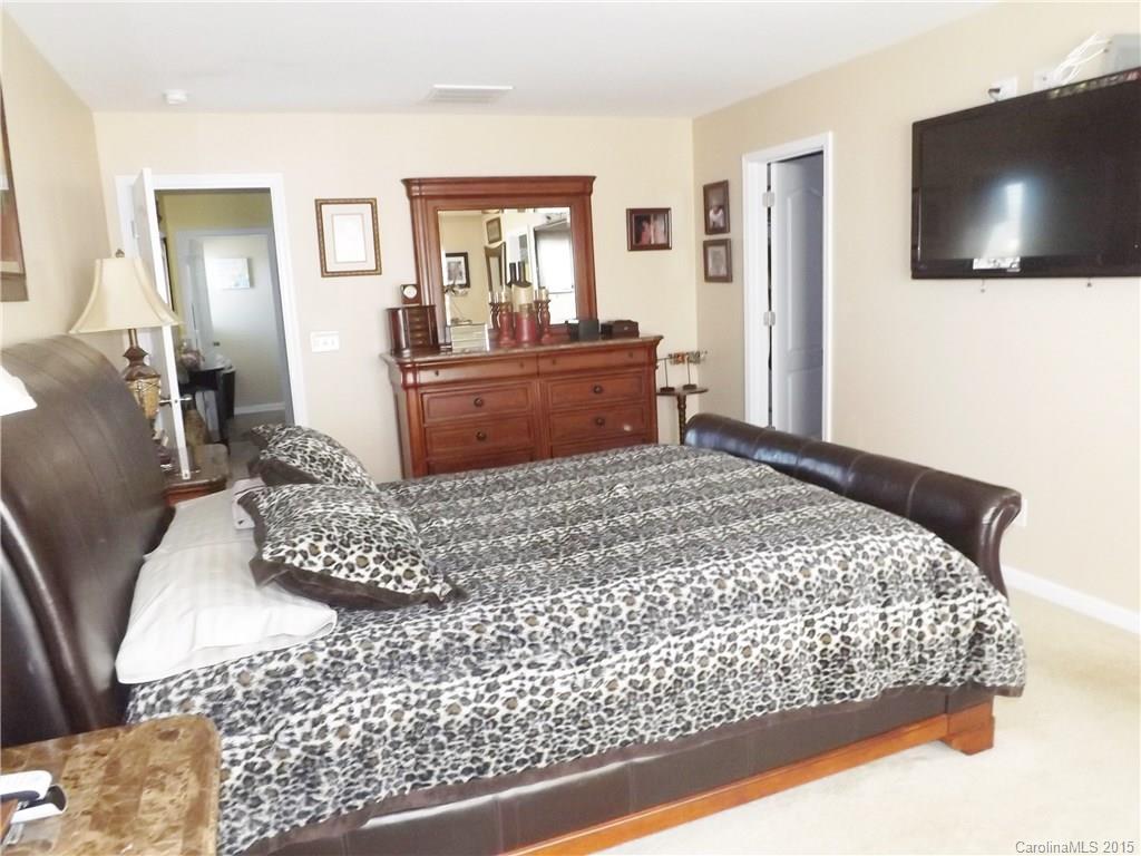 Creekshire Village - Residential Lease
