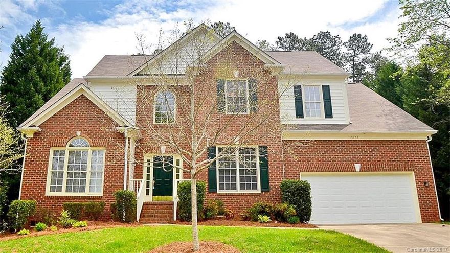 You've found your dream home! This spacious home features gorgeous granite countertops, stainless steel appliances, and tile backslash kitchen. The inviting family room includes a fireplace and large windows to let in plenty of sunlight. The master bedroom has a private bathroom with double sinks, a separate shower, and an oversized tub. The community’s amenities include a clubhouse, gym, swimming pool, and much more. Apply for this home today!