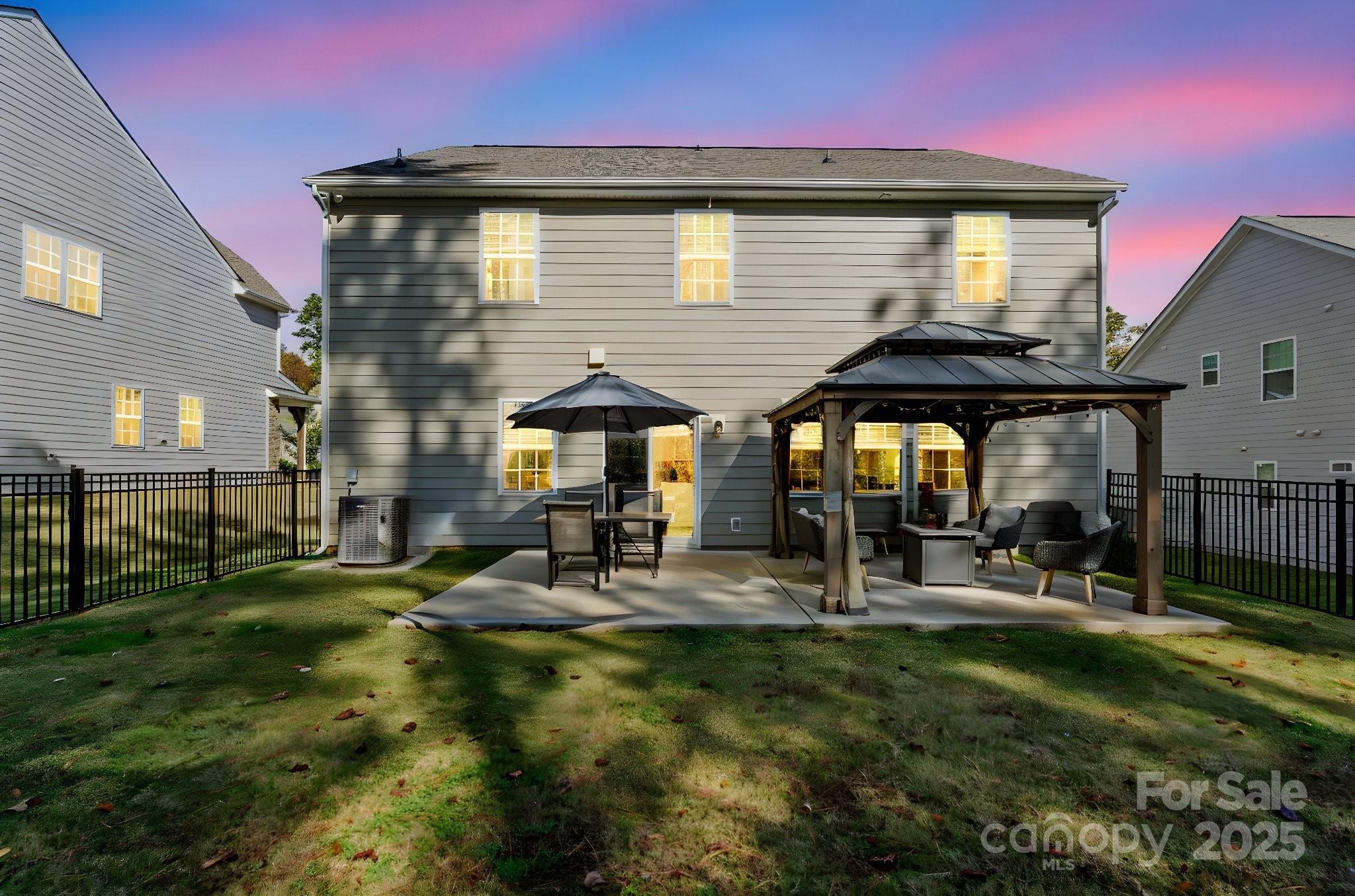 Falls Cove at Lake Norman - Residential