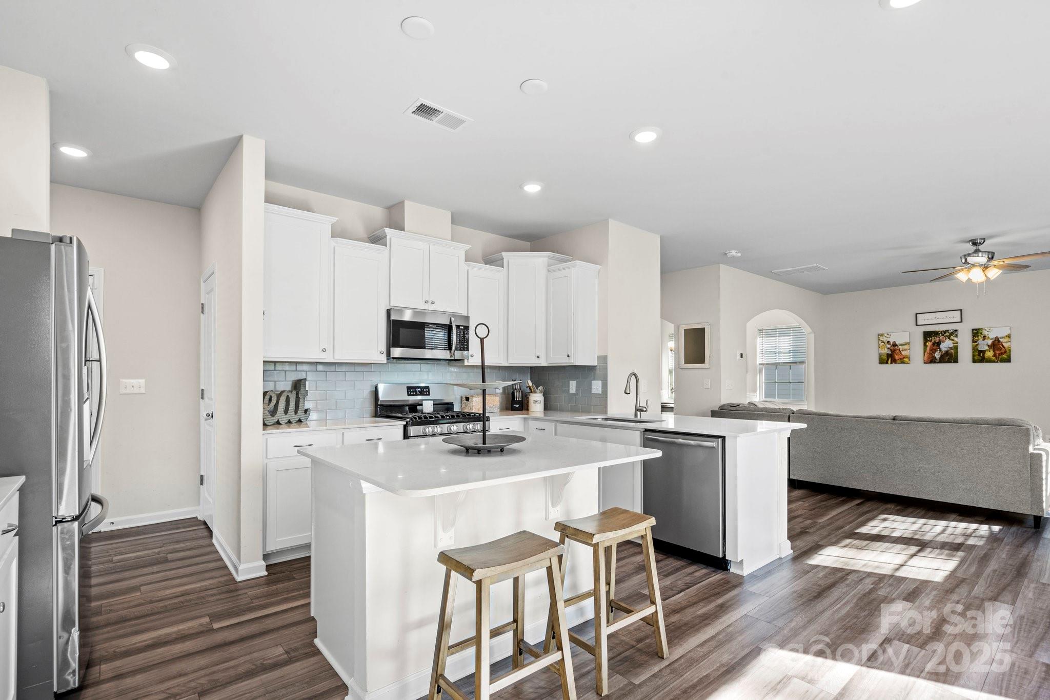 Falls Cove at Lake Norman - Residential