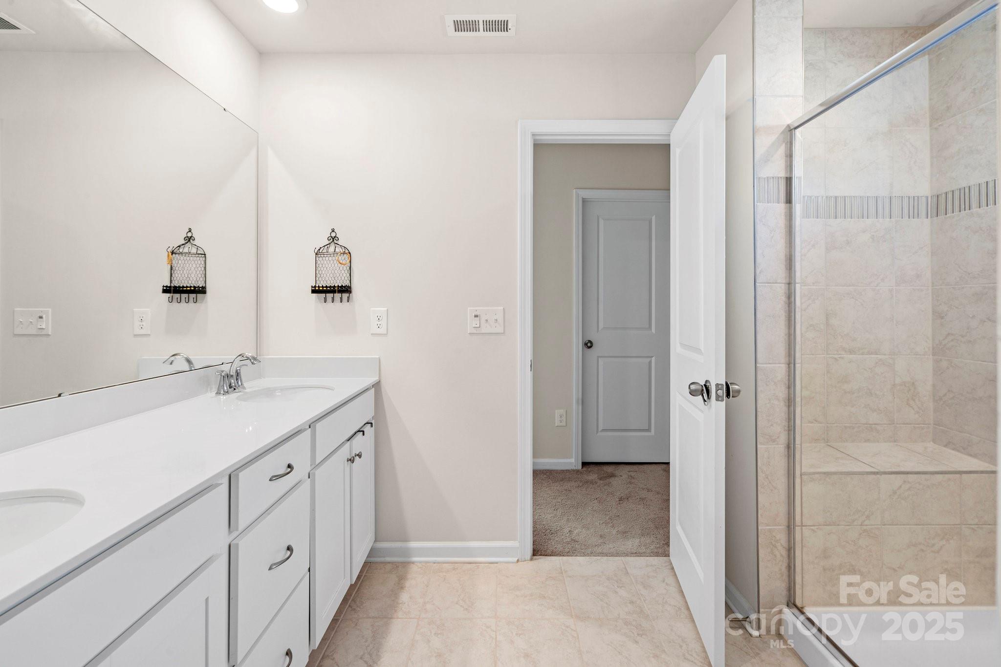 Falls Cove at Lake Norman - Residential