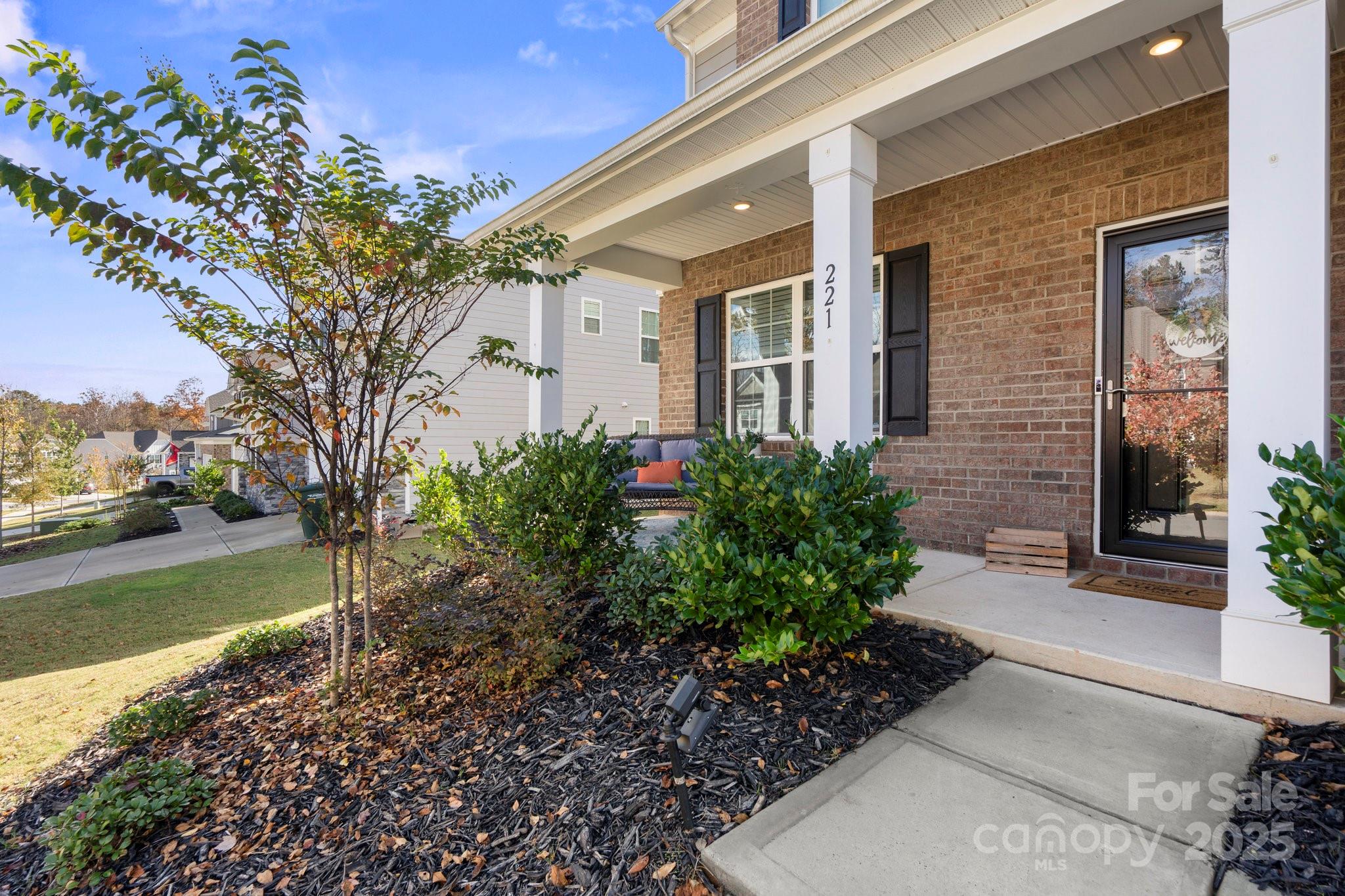 Falls Cove at Lake Norman - Residential