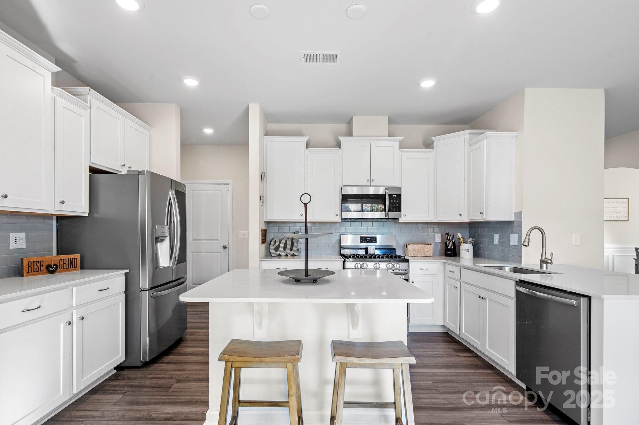 Falls Cove at Lake Norman - Residential