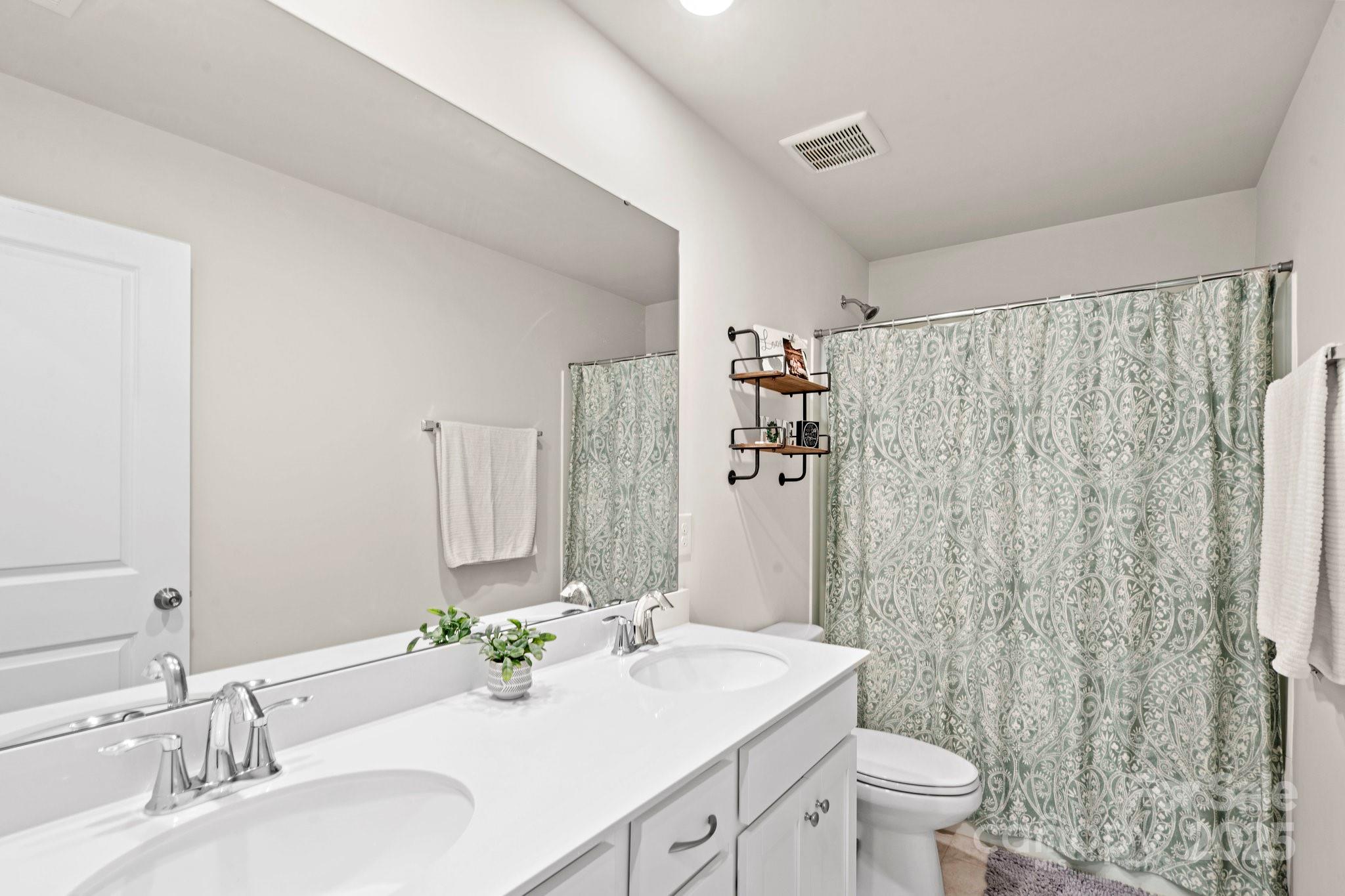 Falls Cove at Lake Norman - Residential