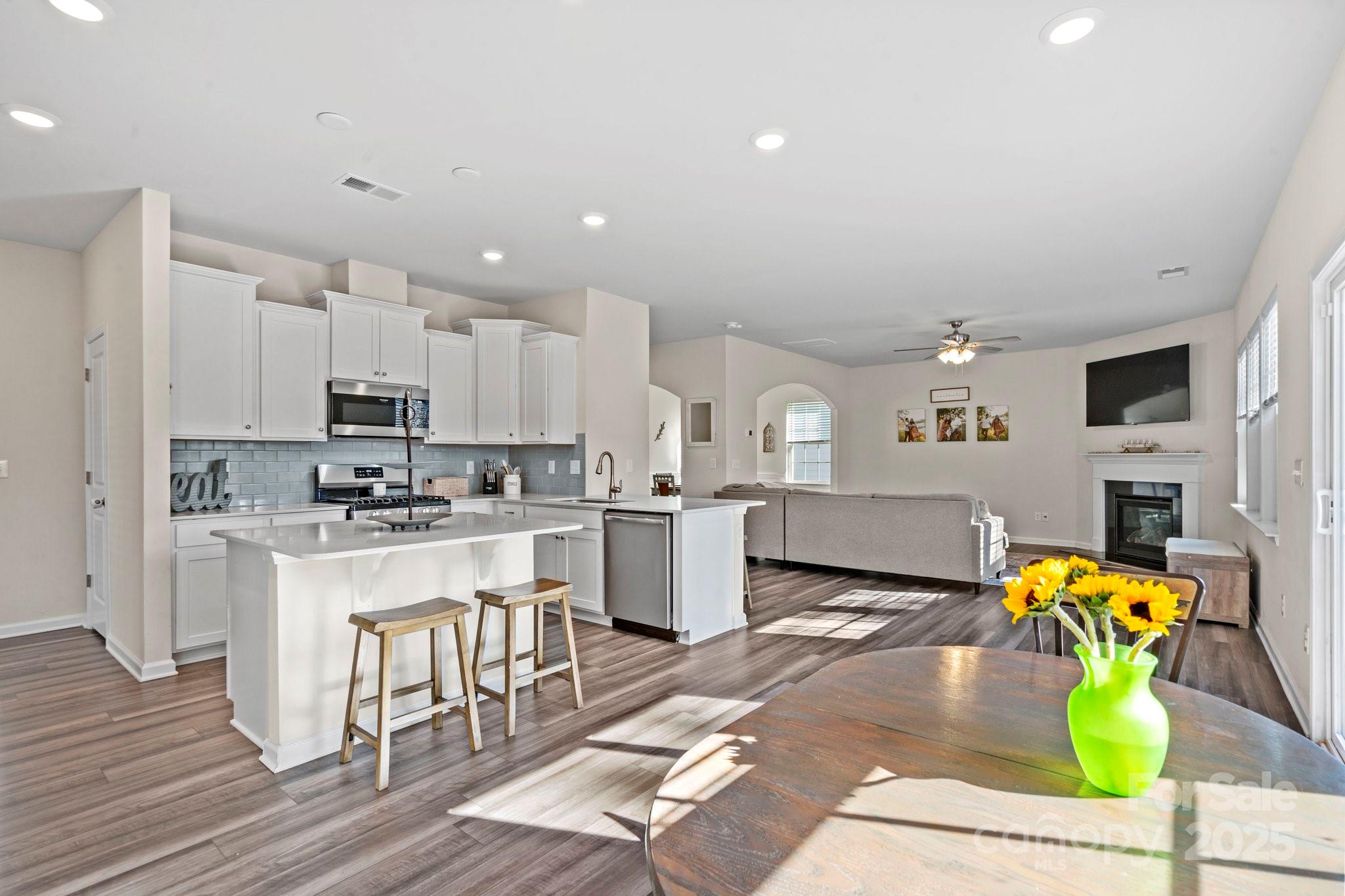 Falls Cove at Lake Norman - Residential