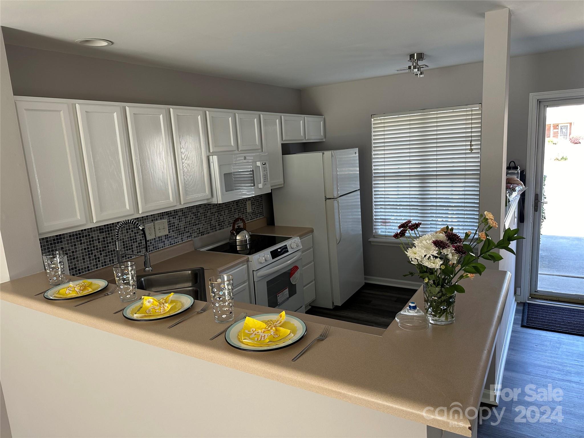 BENNINGTON PLACE - Residential