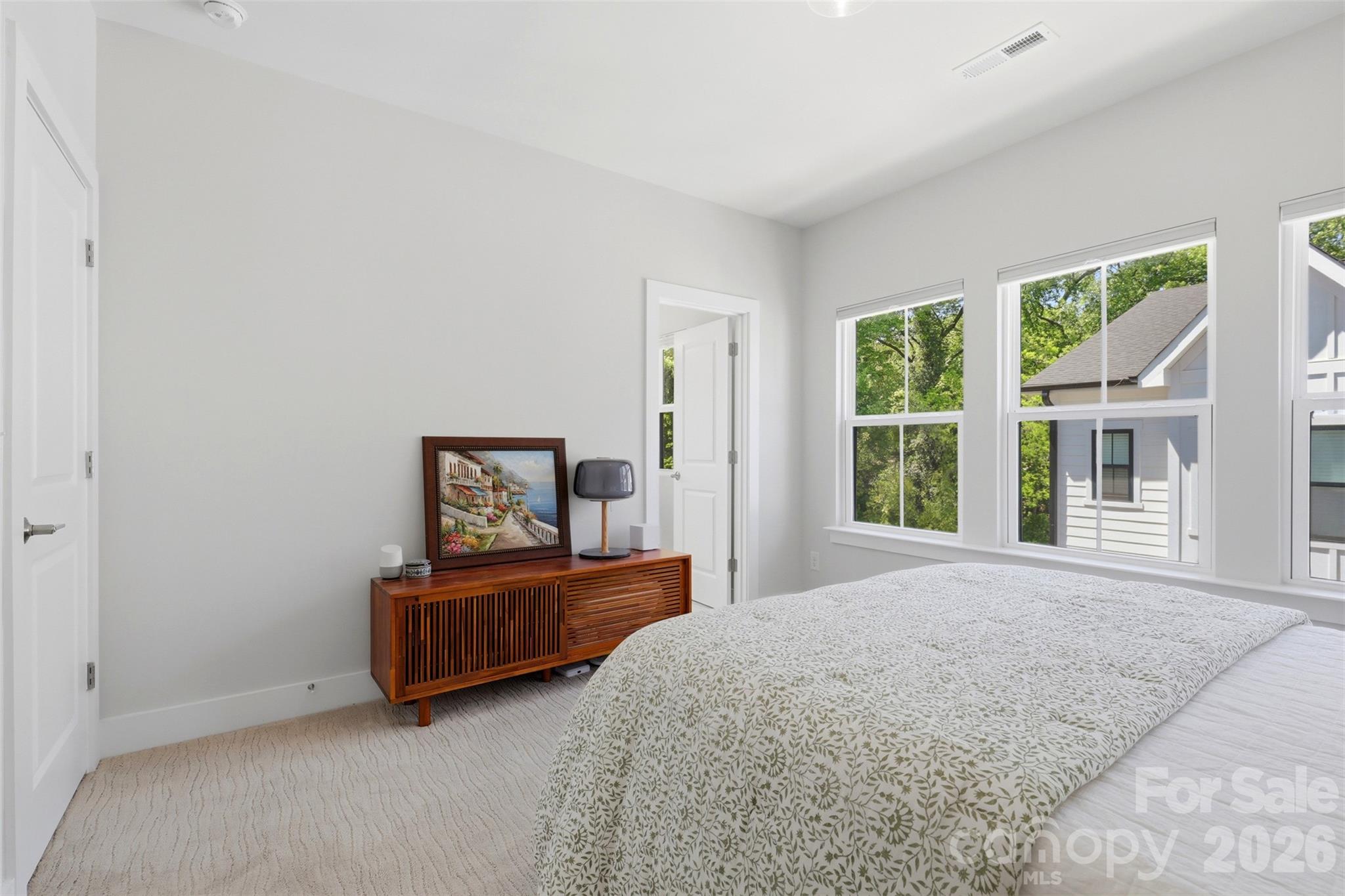 Six Twenty - Residential