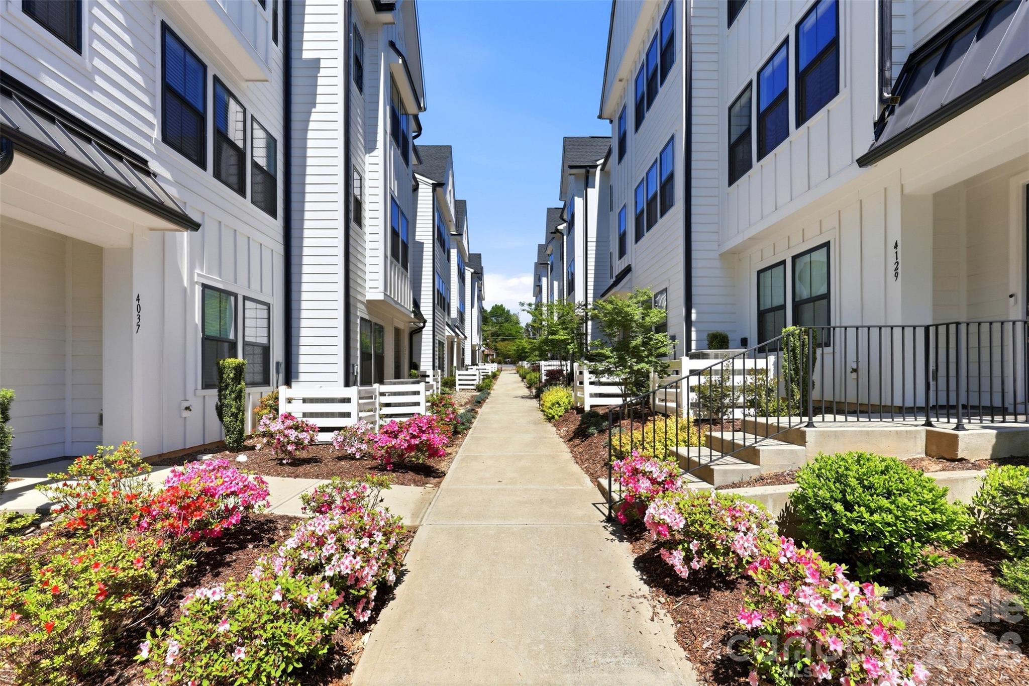 Six Twenty - Residential