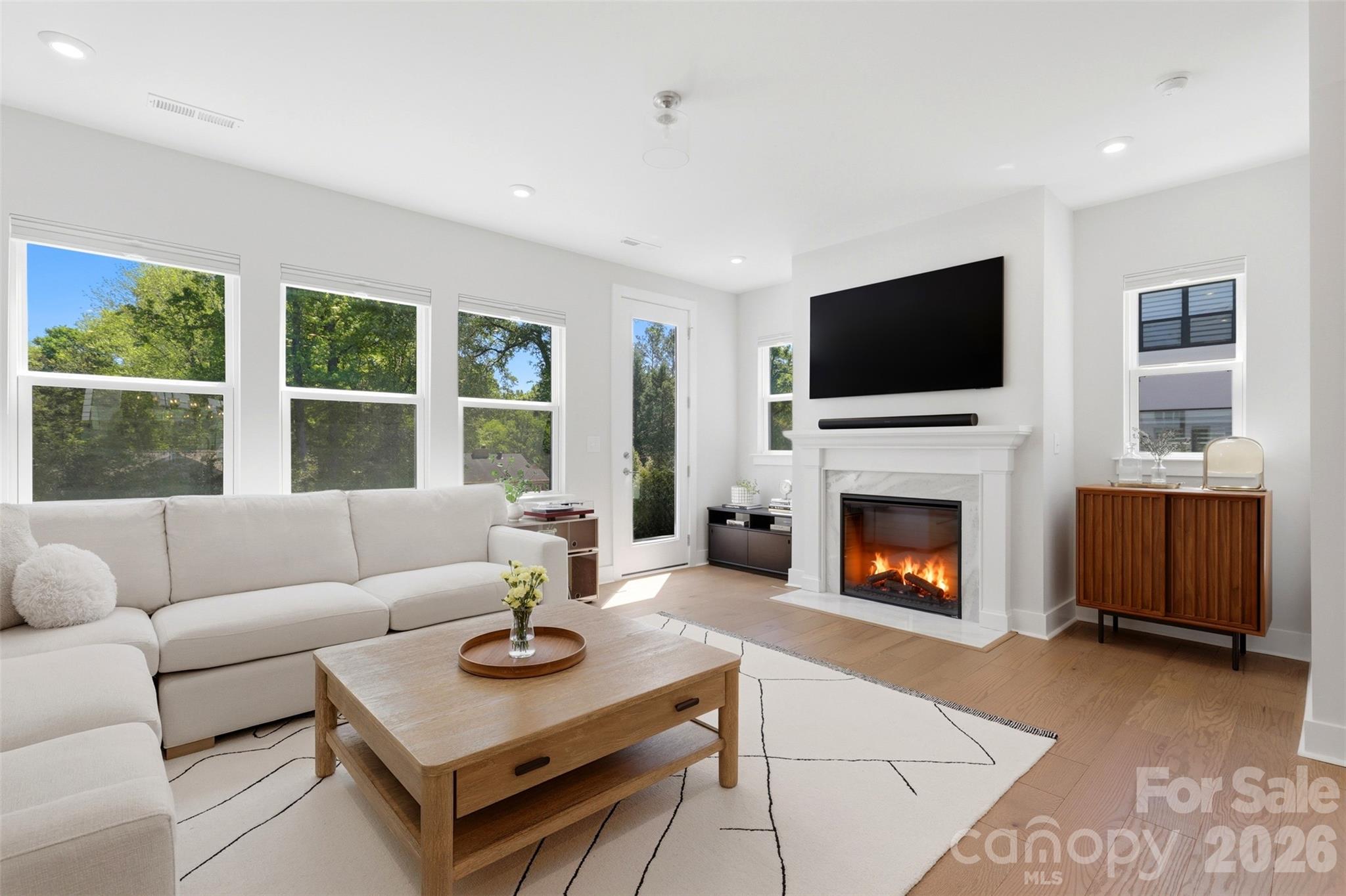 Six Twenty - Residential