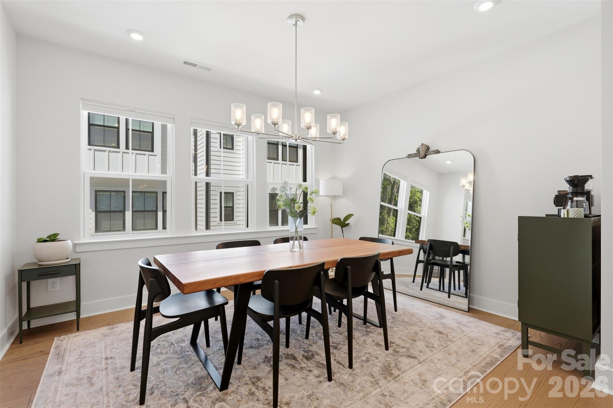 Six Twenty - Residential