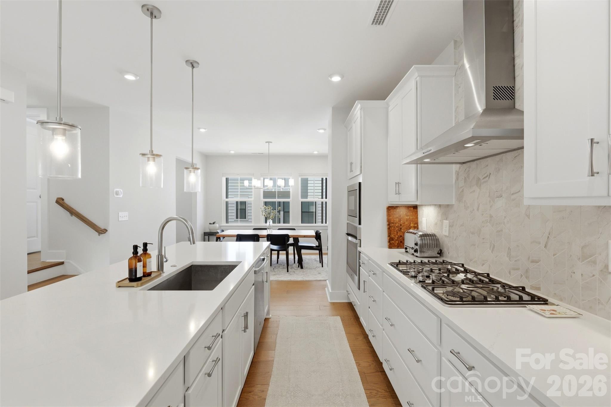 Six Twenty - Residential