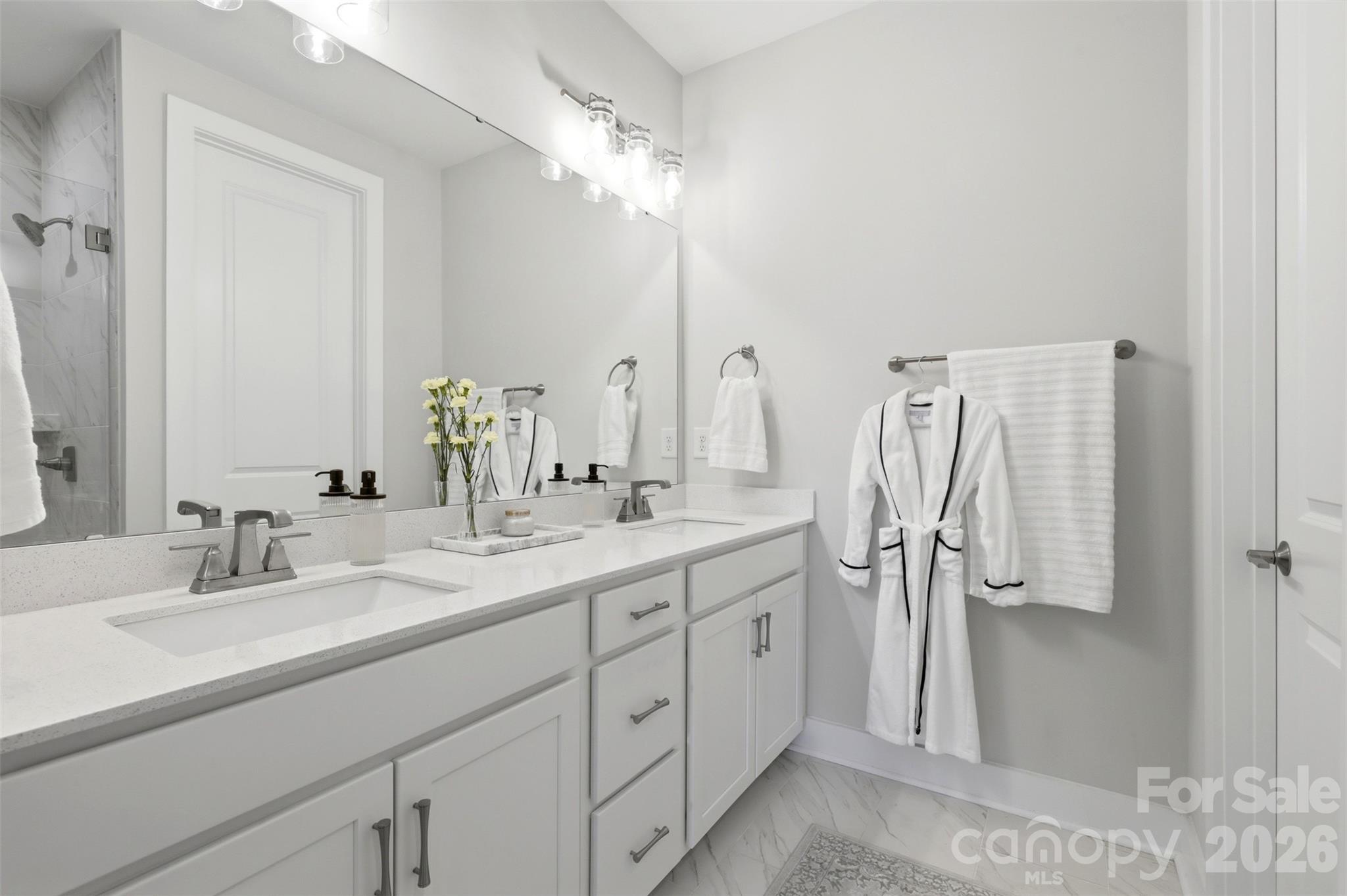 Six Twenty - Residential