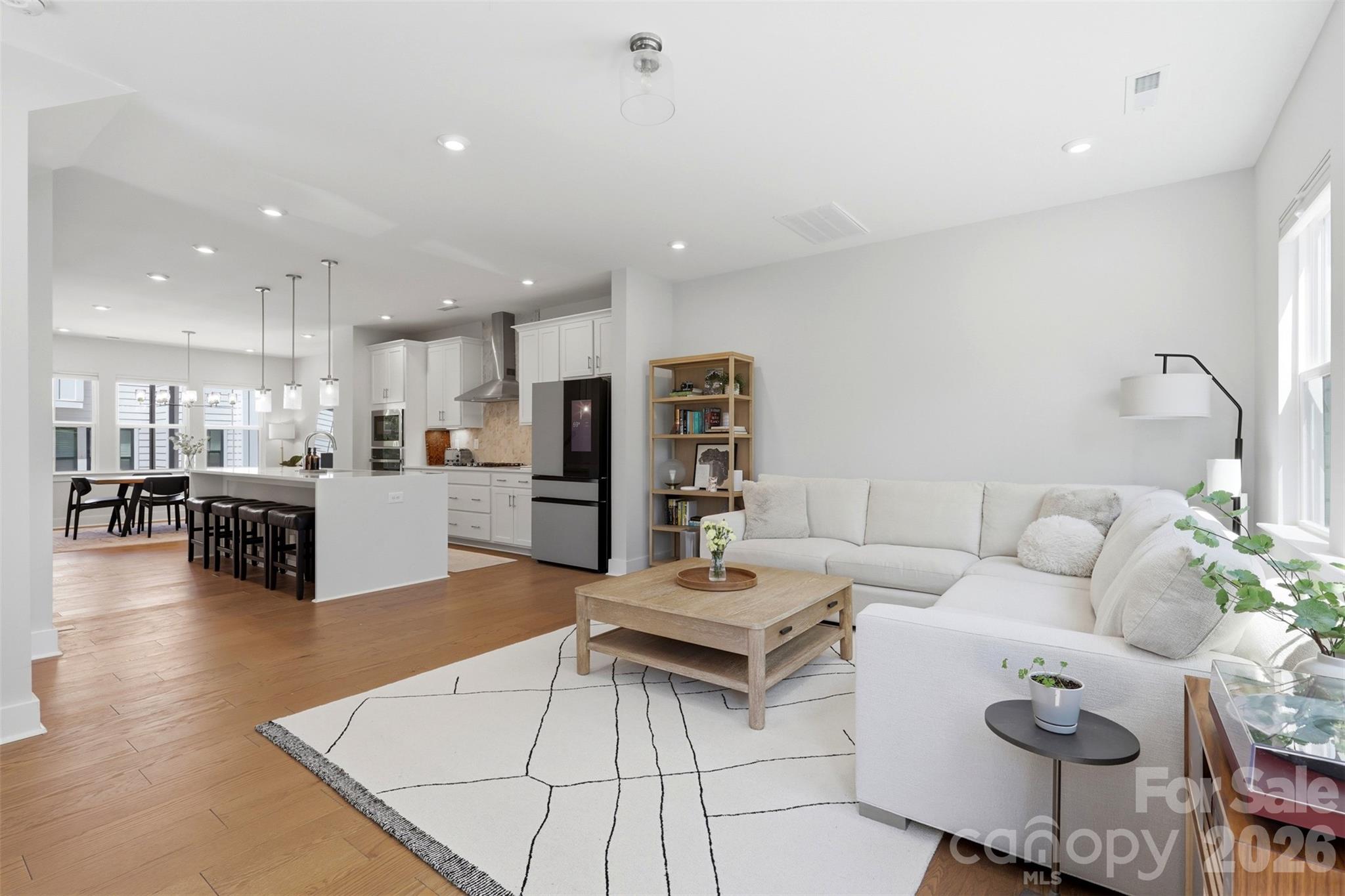 Six Twenty - Residential