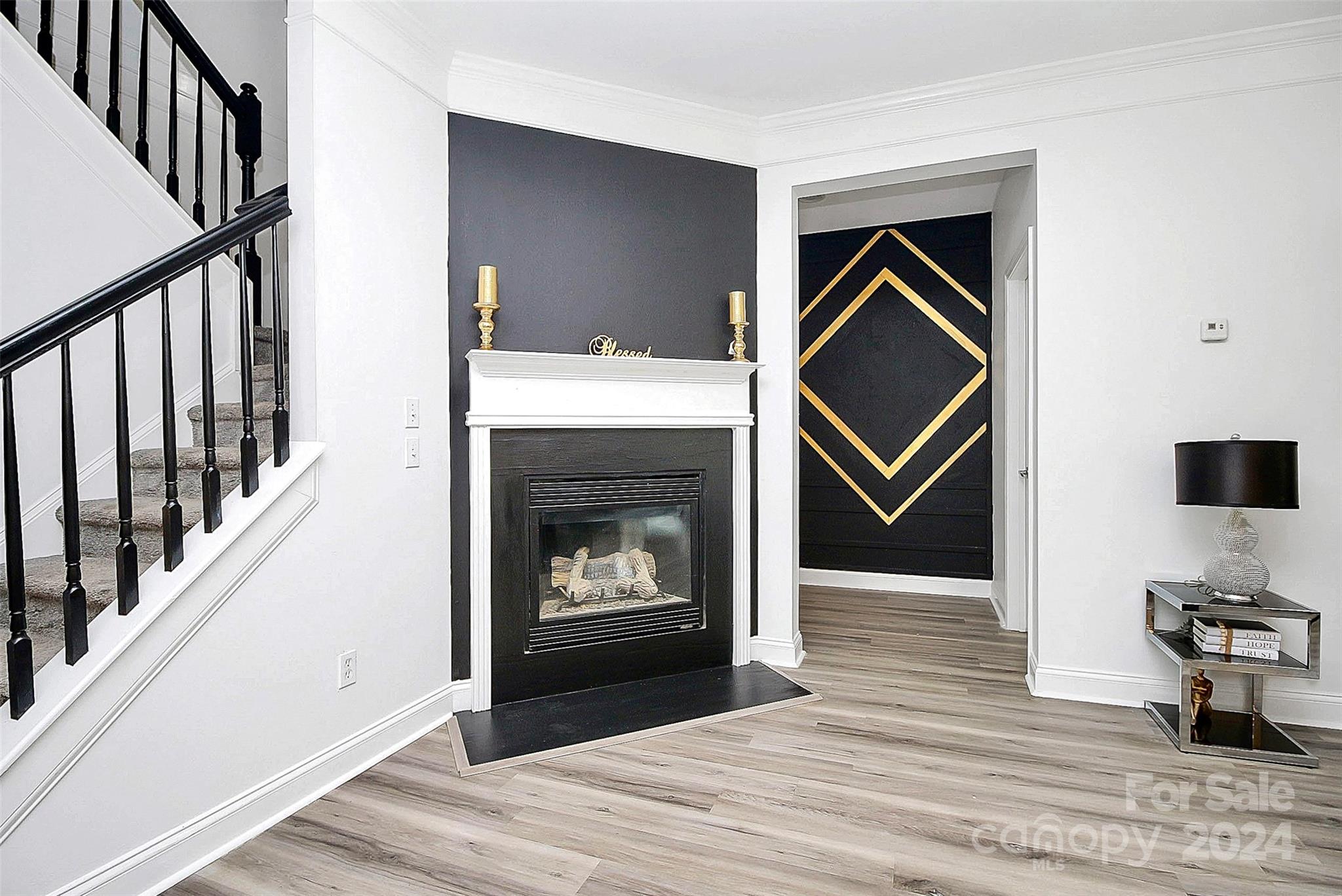 Hamilton Lakes - Residential