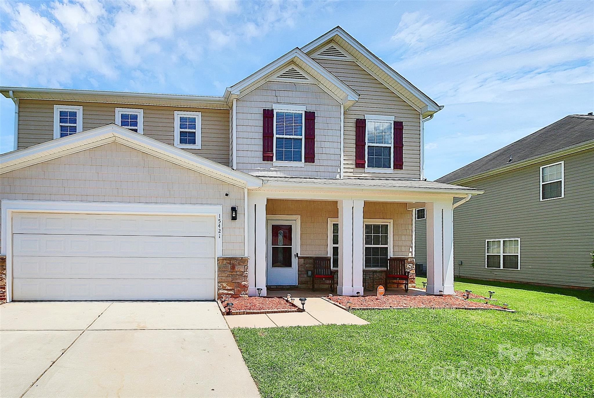 Hamilton Lakes - Residential